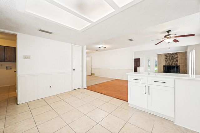 3544 Esplendor Avenue, Irving, TX 75062