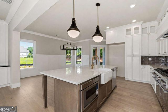 1033 Crossroad Trail, Milton, GA 30004