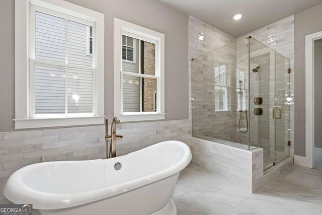 1033 Crossroad Trail, Milton, GA 30004