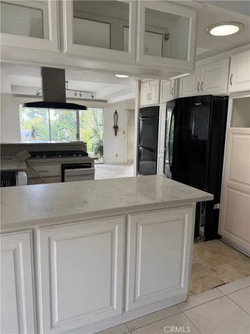 418 Del Monte West, Fullerton, CA 92832