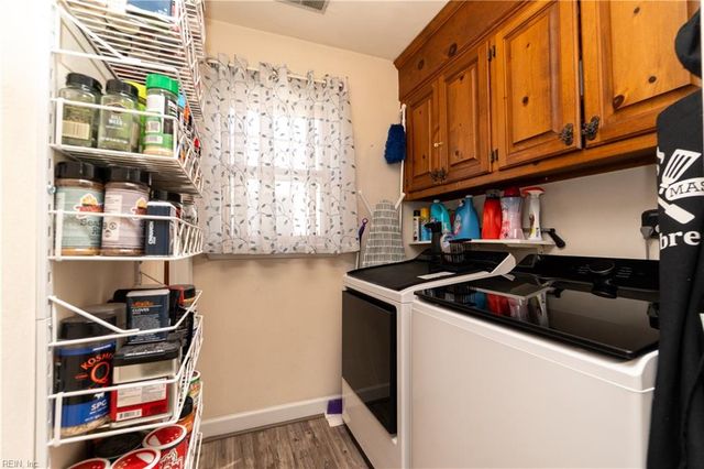 905 Thistle CT, Chesapeake, VA 23322