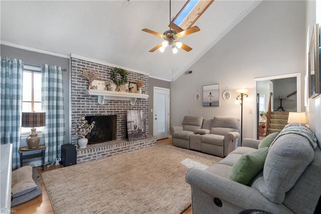 905 Thistle CT, Chesapeake, VA 23322