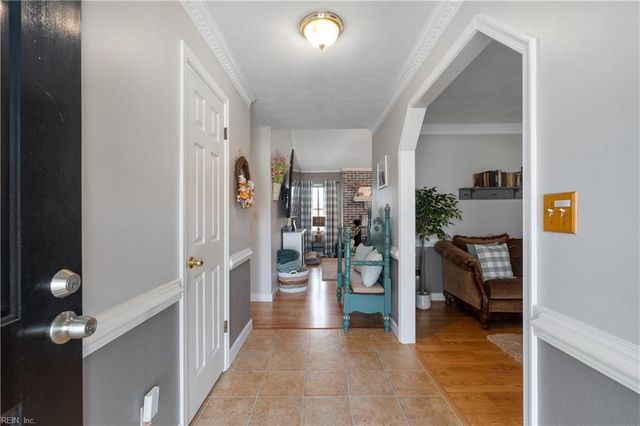 905 Thistle CT, Chesapeake, VA 23322