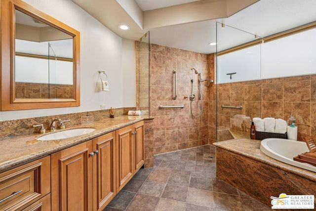 79140 Fox Run, La Quinta, CA 92253