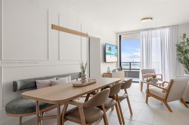 159 NE 6th St 3615, Miami, FL 33132