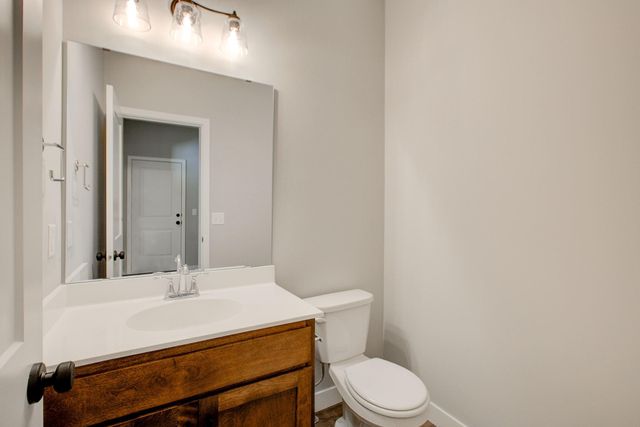 22508 Thrush Street, Oak Grove, MN 55005