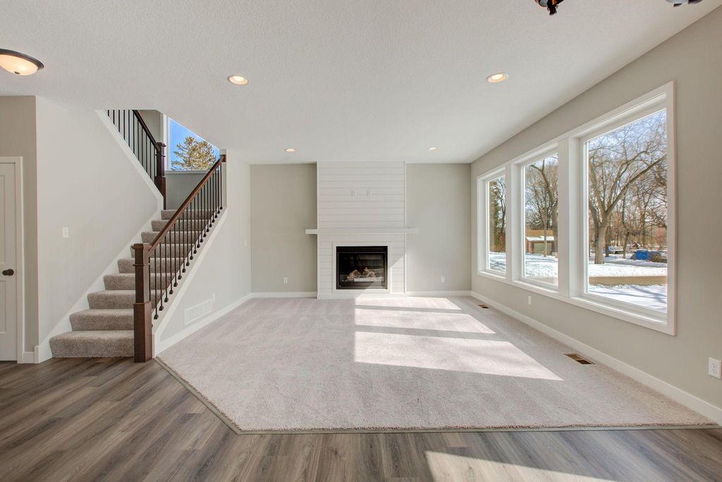 22508 Thrush Street, Oak Grove, MN 55005 — photo 2