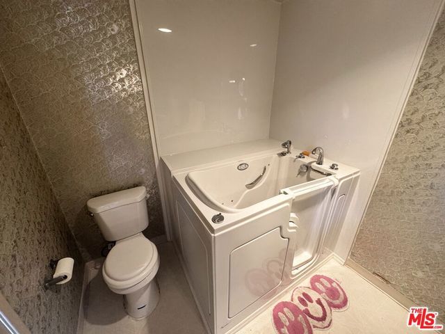 4924 Mcconnell Avenue, Los Angeles, CA 90066