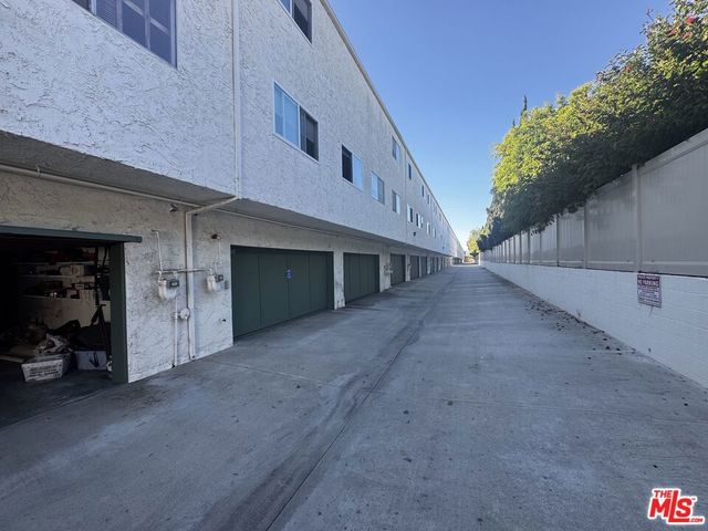 4924 Mcconnell Avenue, Los Angeles, CA 90066