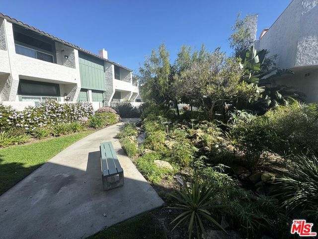 4924 Mcconnell Avenue, Los Angeles, CA 90066