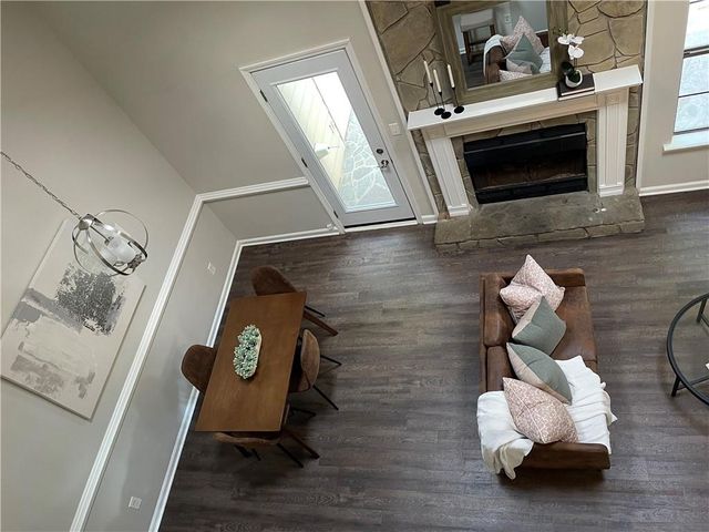 1068 Travelers Trail NW, Kennesaw, GA 30144