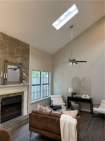1068 Travelers Trail NW, Kennesaw, GA 30144