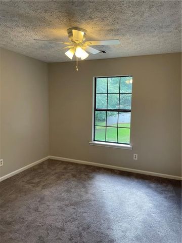 1068 Travelers Trail NW, Kennesaw, GA 30144