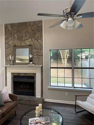 1068 Travelers Trail NW, Kennesaw, GA 30144