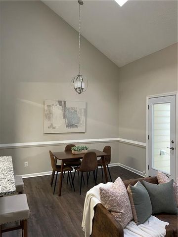 1068 Travelers Trail NW, Kennesaw, GA 30144