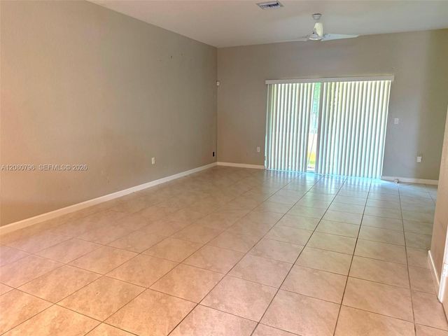 2800 NW 180th Street 2800, Miami Gardens, FL 33056