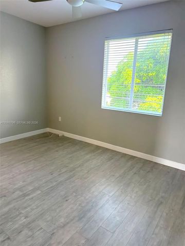 2800 NW 180th Street 2800, Miami Gardens, FL 33056