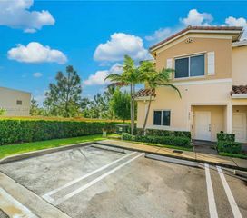 2800 NW 180th Street 2800, Miami Gardens, FL 33056