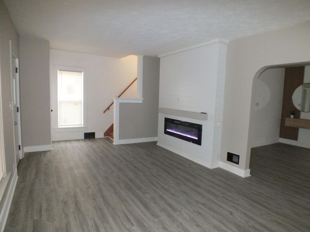 112 Fer Don Road 112 Fer Don Road, Dayton, OH 45405