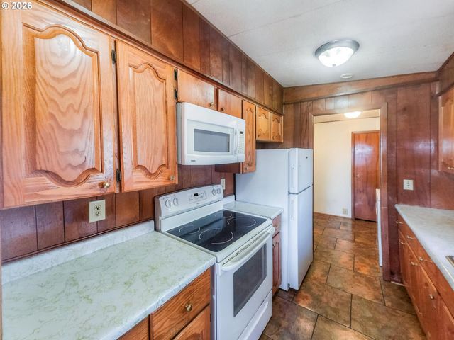 15411 Se MILL PLAIN Blvd C7, Vancouver, WA 98684