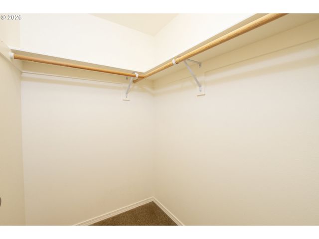 4950 GLACIER Dr, Springfield, OR 97478