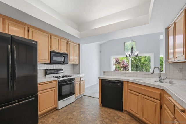 1526 Hermosita, San Marcos, CA 92078