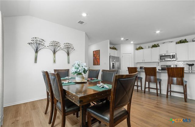 108 The Ugly Way, Jarrell, TX 76537