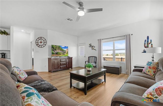 108 The Ugly Way, Jarrell, TX 76537