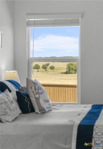 108 The Ugly Way, Jarrell, TX 76537