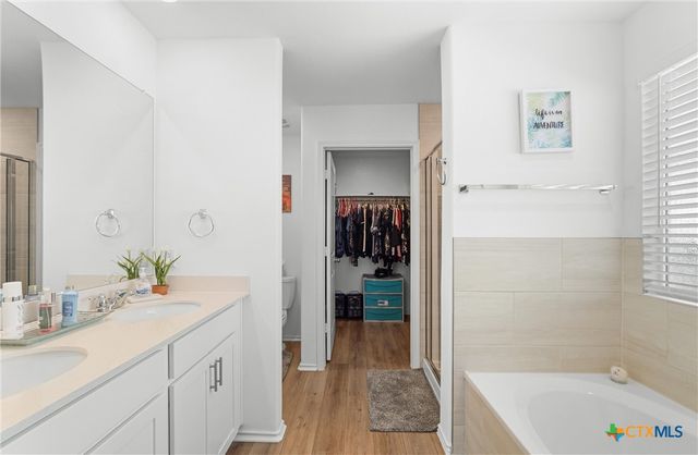 108 The Ugly Way, Jarrell, TX 76537