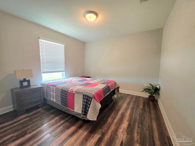 197 Millet Cir, Cantonment, FL 32533