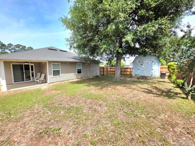 197 Millet Cir, Cantonment, FL 32533