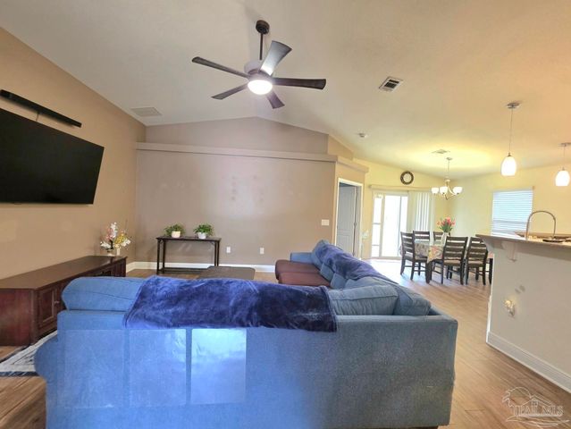 197 Millet Cir, Cantonment, FL 32533