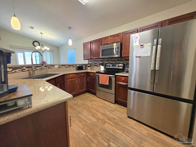 197 Millet Cir, Cantonment, FL 32533