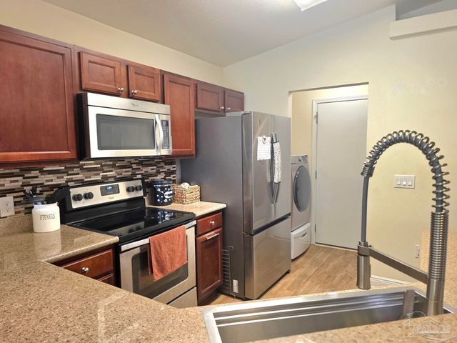 197 Millet Cir, Cantonment, FL 32533