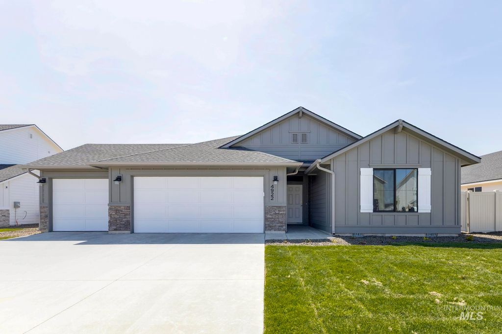 3424 W Morere Dr, Meridian, ID 83642