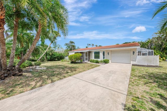 201 LYONS BAY ROAD, Nokomis, FL 34275