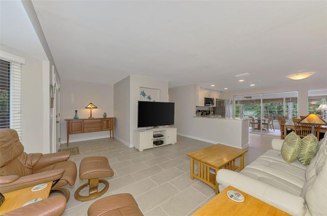 201 LYONS BAY ROAD, Nokomis, FL 34275