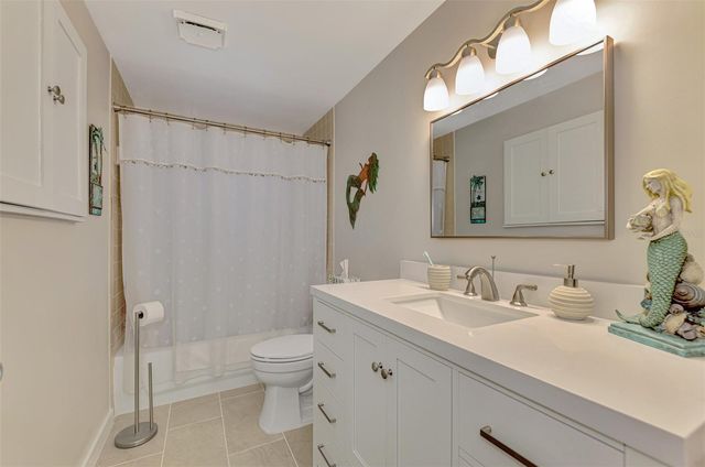 201 LYONS BAY ROAD, Nokomis, FL 34275