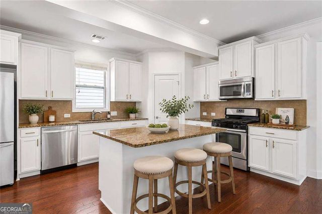 3534 S Sherwood Road SE, Smyrna, GA 30082