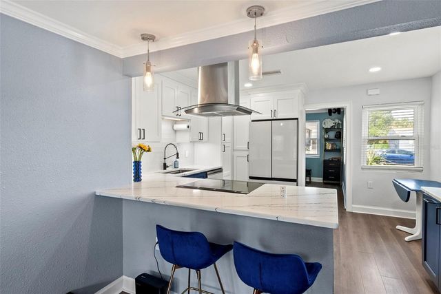 824 61ST AVENUE NE, St Petersburg, FL 33703