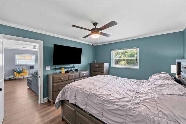 824 61ST AVENUE NE, St Petersburg, FL 33703