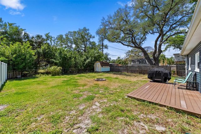 824 61ST AVENUE NE, St Petersburg, FL 33703