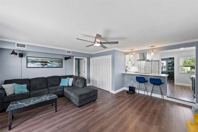 824 61ST AVENUE NE, St Petersburg, FL 33703