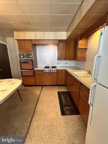 2832 KIRKBRIDE ST, Philadelphia, PA 19137
