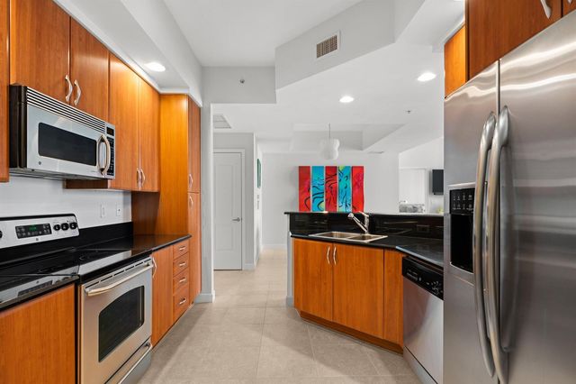 801 S Olive Avenue 1417, West Palm Beach, FL 33401