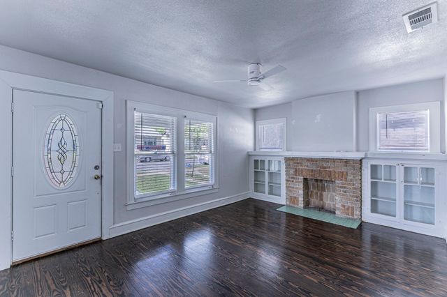 2914 E Edmond, Waco, TX 76707