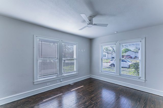 2914 E Edmond, Waco, TX 76707