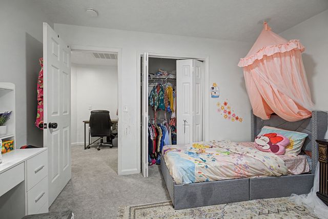 2537 Oak Forest Dr, Antioch, TN 37013