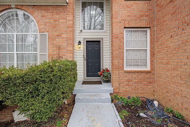 2537 Oak Forest Dr, Antioch, TN 37013